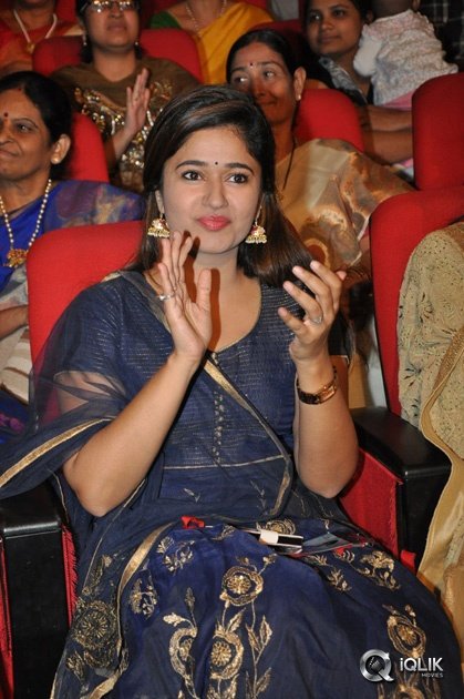 Poonam-Bajwa-At-Thikka-Movie-Audio-Launch